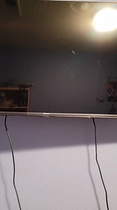 Hisense TV not turning on and red light flashing