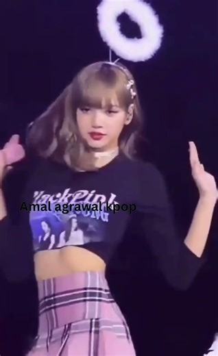 lisa ka dances move kitna sundar he #shorts #shortfeed #shortviral #youtubeshorts #lisa