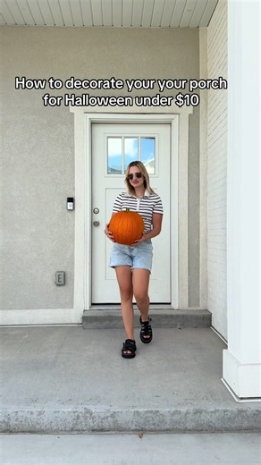 How to decorate your porch for Halloween under $10 . Saving money doesn’t mean you have to sacrifice style. 😂 Who else is decorating on a budget this year? #HalloweenDecor #HalloweenIdeas #HalloweenDIY #BudgetDecor #Halloween