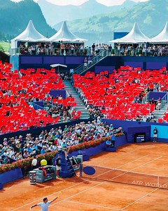 Alfa Romeo ist Official Car Partner der EFG Swiss Open Gstaad 2022! Den Spielern und der Organisation wird eine grosse Flotte an Alfa Romeo Fahrzeugen zur Verfügung gestellt. Darüber hinaus wird die Marke im Sponsorendorf eine eigene Lounge einrichten, in der der neue Alfa Romeo Tonale ausgestellt wird und der Öffentlichkeit für Probefahrten zur Verfügung steht. Wir freuen uns darauf, dich dort zu sehen! Mehr erfahren: https://www.media.stellantis.com/ch-de/alfa-romeo/press/alfa-romeo-ist-offici