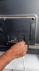 303K views · 5.3K reactions | Place a wall hook on your TV and you will have the best homemade digital antenna! | Mga Tip ni Lau | Facebook