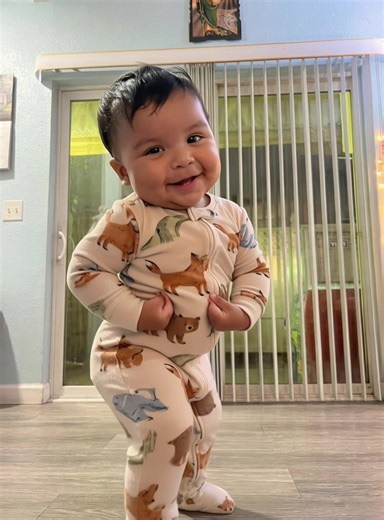 My Nephew Showing Off Them Dance Moves!! #spongebob #bigguy #ai #babytok #babyai