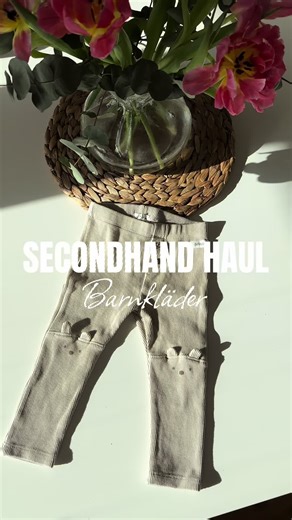 Mina senaste fynd från @Vinted till vår son! Köper alltid kläder även i större storlekar om jag hittar kläder jag tycker är fina secondhand! Så skönt och ha nästa storlek redo samt att man sparar mycket pengar på att fynda begagnade kläder! Jag tittar framförallt efter kläder från Newbie, Polarn & Pyret, Zara och Rikiki! Man kan verkligen hitta så mycket fint! 🤍 #mammorpåtiktok #föräldrarpåtiktok #secondhand #vintedhaul #vinted