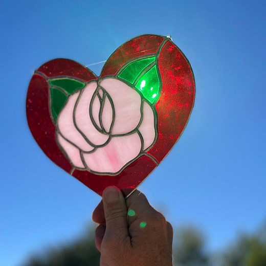 Red Rose Heart Stained Glass | Handmade Floral Heart Suncatcher | Valentine Gift | Romantic Window Décor | Anniversary Glass Art - Etsy