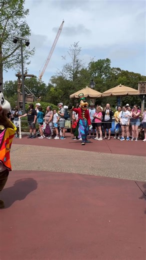 38K views · 1.5K reactions | Happy birthday to Chip and Dale! They first starred in the animated short ‘Private Pluto’ on April 2nd, 1943. Here they are in Disney Festival of Fantasy Parade alast week, along with more of their Disney friends! #chipanddale #ticettac #chipnndale #disneyworld #magicckingdom #disneycharacters #wdw #waltdisneyworld #disneyparade | Mousesteps | Facebook