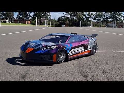 fastest 132ft drag race on 1/7 scale, hobao 6s vs arrma 8s battle!