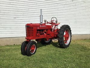 1950 Farmall H 2WD Tractor | Agriculture