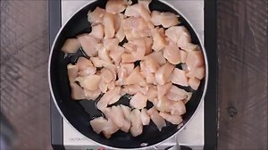 Perfect for those hectic nights, this family-approved Cheesy Chicken Broccoli & Rice Skillet recipe is made in ONE pan - making clean-up a breeze! If you like this video, share it, give it a thumbs up, or leave a comment! FULL PRINTABLE RECIPE: http://www.lovebakesgoodcakes.com/2017/01/cheesy-chicken-broccoli-and-rice-skillet.html | Love Bakes Good Cakes