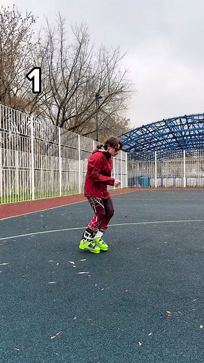 111K views · 1K reactions | Just 10 simple exercises before hitting the slope — and your skiing will feel smoother, stronger, and more controlled.  . . . #scdclub #alpineskiing #warmupexercise #skidrills #sciare #skifahren #skicoaching #skilessons #forskiers #skischule #skischool #forskiers | Горнолыжная школа "Олимпийские надежды" | Facebook