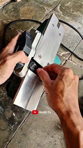 Releasing the planer blade #tips #tutorial