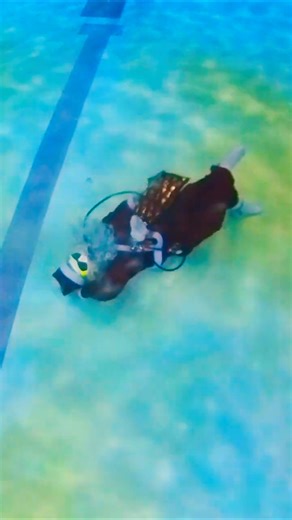 Santa having a rest on the pool bottom after New Year celebration with Freedivers #freediving #short