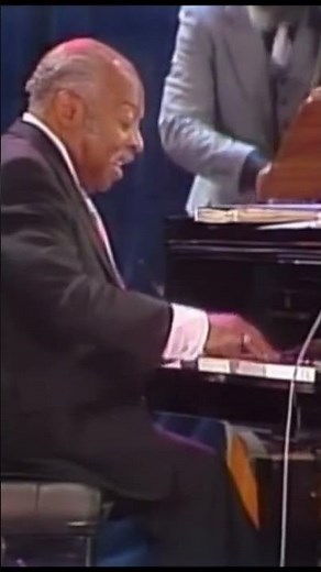 Count Basie Live in Paris "Good Time Blues"