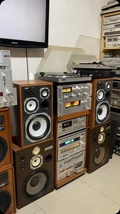 47K views · 5.3K reactions | Nice hi-fi audio systems @audiovintagebrasil #hifi #audio #audiophile #vintagehifi #vintageaudio #vinyl #vinylcollection #turntable #loudspeaker | Decibelvibe | Facebook