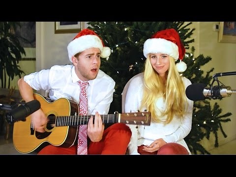 Christmas Mashup - 8 Songs in 2 Minutes