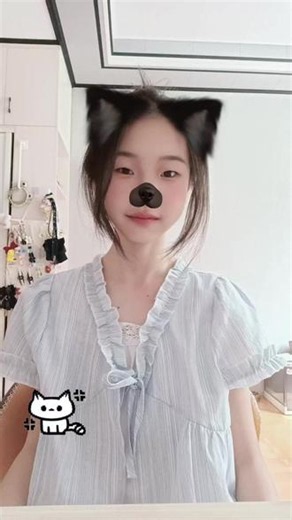 东船与西舫 琴音袅袅于心上～#甜妹手势舞简单易学 第二位美女@我睡觉时不困 第三位美女@7^Y