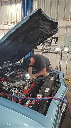 When the customer rolls up on some weird jams... Oh well 💁😂 #mechanic #classiccars #edm #weird | NME Performance