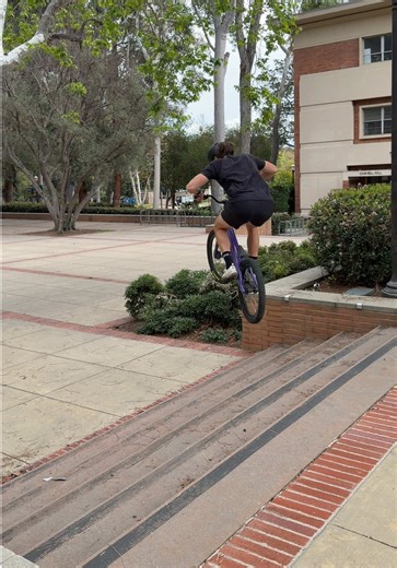 🐌 speed manuals 😂👌🏼#biketrial #streettrials #mtb #manualmonday