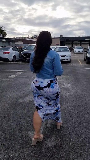 Mandy Lee (@fashionwalksdaily)’s videos with original sound - Mandy Lee