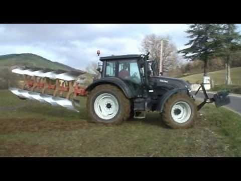 VALTRA N142 VERSU AVEC GREGOIRE ET BESSON.avi