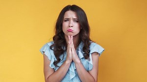 clip-1085892761-begging-face-meme-woman-sorry-feelings-sulking