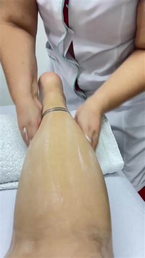 Massagem para desinchar pernas e pés: alívio imediato