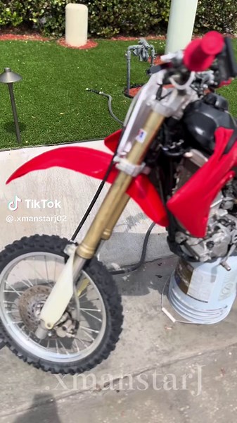 Reviving the CRF150R Dirt Bike Trend