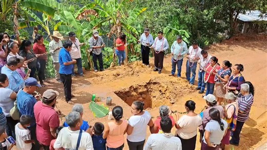 36K views · 328 reactions | Usos y Costumbres de la comunidad de Cruz la Villa, municipio de Iliatenco, lugar donde se construye el camino artesanal. | El Noticiero de Guerrero | Facebook