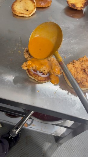 760K views · 18K reactions | Makhani Gravy (Butter chicken,paneer butter masala use koribo ) video vl lagile like comment koribole napahoribo!! #viralchallenge #FacebookViralPost #short #viralfood #assam #foodie #facebookpost2025シ #foodlover #foryouシpage | Nava Jyoti Sonowal | Facebook