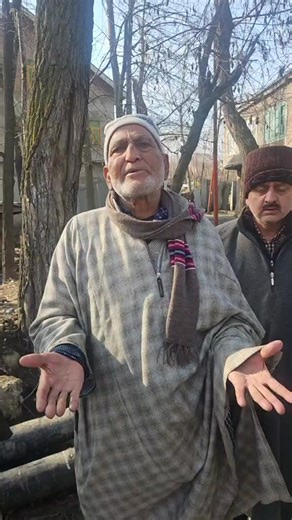 #kindlyshare Four villages in Magam town are suffering from water scarcity. We request the higher authorities to solve the issue as soon as possible. District Administration Shafi Ahmed Wani | Magam Voice