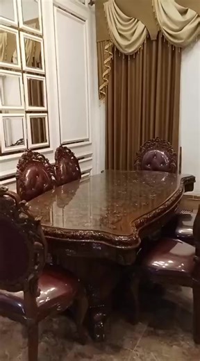 Alhamdulillah,,meja makan mawar kaki jumboo Jepara nya SDH sampaii ke tuannya 👍 semogaa suka dgn barangnya dek qu..dan pastinya membawa keberkahan.., aamiin 🤲 ditunggu lagii Dek qu orderan brktnya utk isi rumah barunya..🤭😁