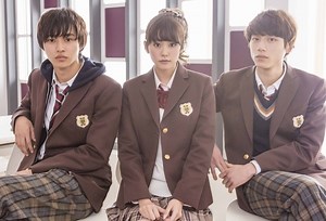 （影音）桐谷美玲扮醜吃雙帥 飆出6.7億票房 - 自由娛樂