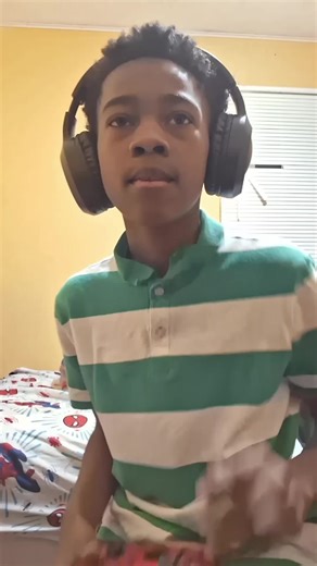 oh nah @AceSlammmn | Aceslammmn Face Reveal