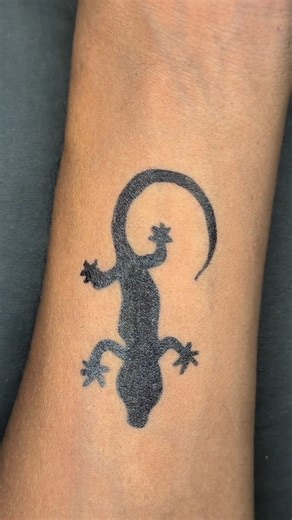 Lizard Temporary Tattoo | Black Gel Pen...#ytshorts #shorts