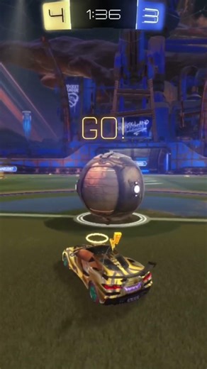 Into a bad flop over both of them #rocketleague