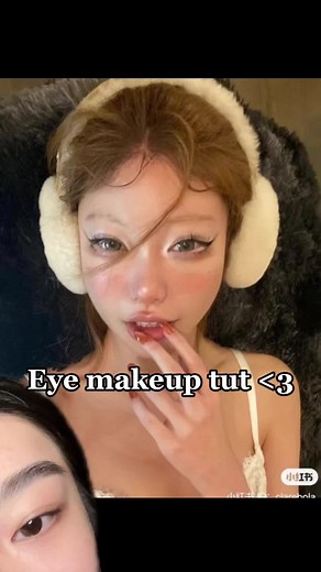 Easy Eye Makeup Tutorial with Galactic Blue Moody Lenses