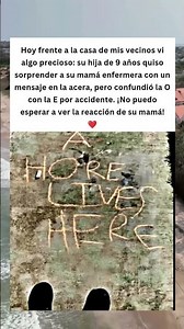 La sorpresa más dulce en la acera”