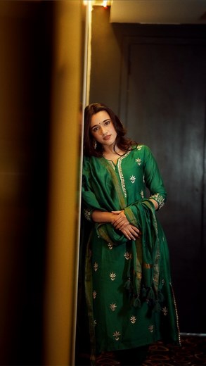 Nuveksha on Instagram: "You’ve got the green light #grandingreen #💚 #reelsvideo #brand #wearingmygreens #trending #explore #more @kameezbypooja @karnikajewelshyd #reelsinstagram #🤍 #exploreeverything #🕊"