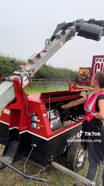 Women at Work: Circus Life and Machinery Nation