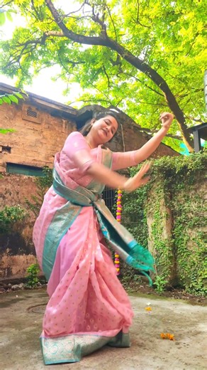 Thassadiya (From "Maa Inti Bangaaram") #Thassadiya #MaaIntiBangaaram #Samantha #SanthoshNarayanan