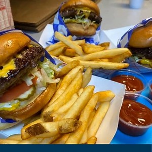 Here's what Farmer’s Table is offering for RESTAURANT WEEK, running through Sat., Feb. 5...Farmhouse Cheeseburger or Southern Fried Crispy Chicken Sandwich or Spicy Chicken Sandwich, served ALL DAY for just $15! Pig out and feel good about it! 14 participating shops & restaurants. Menus available at: https://www.genuinesmithfieldva.com/events/detail/520/restaurant-week-2022/36638 #visitsmithfieldva #smithfieldva #HamtownUSA #loveva Virginia is for Lovers | Visit Smithfield VA