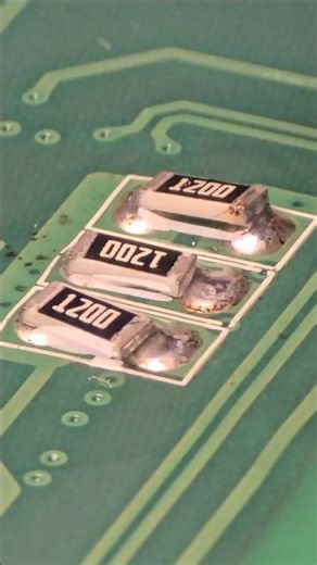 Triple Swap! Professional Rework: Replacing 3 SMD Resistors at Once 🚀