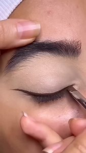 10K reactions · 178 shares | Eye makeup tutorial for beginners . #trendingreels #mekeuptutorial #eyeshadow #makeupideas #eyemakeupideas #viral #eyemakeup #video #dekho | Khan J | Facebook