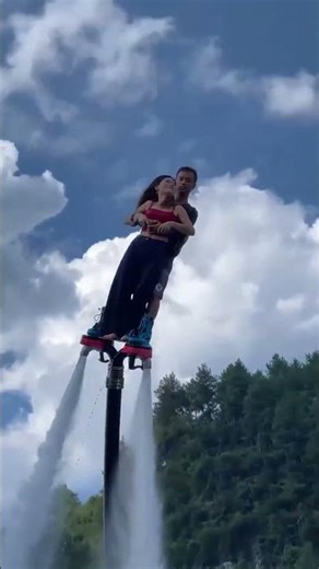 Flyboard ride is so fun 🤪😚✌️ #amusementpark #adventure #flyboard #bluesilver (28)