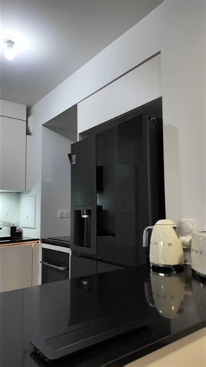 We installed her dream kitchen 🤩
