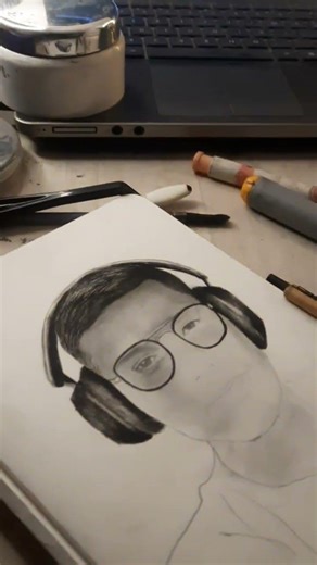 350/- per sketch | parasksketch #art #psart #artpainting #chainsawman #lifeisbutadream #artsketch