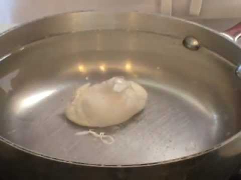 How to poach an egg