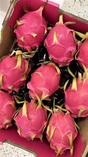 Ever tried white dragon fruit? 🌟 Full of flavour, fun to eat, and looks straight out of a fruit lover’s dream. In season now, don’t miss out! | Parisi