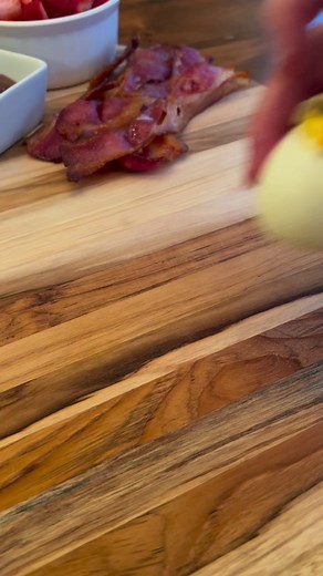 Easter chick deviled eggs 🐣 #easter #deviledeggs #eastermenu #funwithfood #funfood #eggs #hardboiledegg #food #recipe | Simple Life of Sunshine