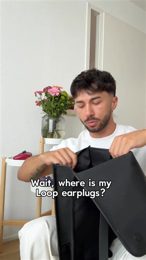 24K views |  Bundle up and save on all your favorite Loop goodies today. Our gift to you – up to 20% off! 螺 | Loop | Facebook