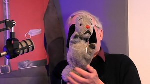 Sweep is here to kick off this week's izzy wizzy edition of the Gerry Anderson Podcast! Puppeteer extraordinaire Ronnie Le Drew joins us again to tell us about his puppetry career and his near misses with the Gerry Anderson Universe. Meanwhile, Jamie and Richard have to stay up late to catch this week's Fab Fact and Chris takes a deep dive on the Randomiser sofa! What's your favourite part of the Podcast? | Official Gerry Anderson